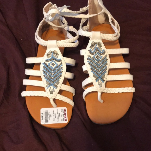 SO Shoes - 😻3/$20 So brand sandals size 61/2